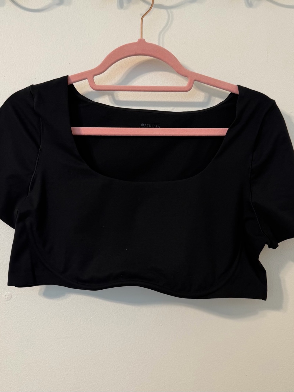 Athleta Black Scoop-Neck Cropped Tee